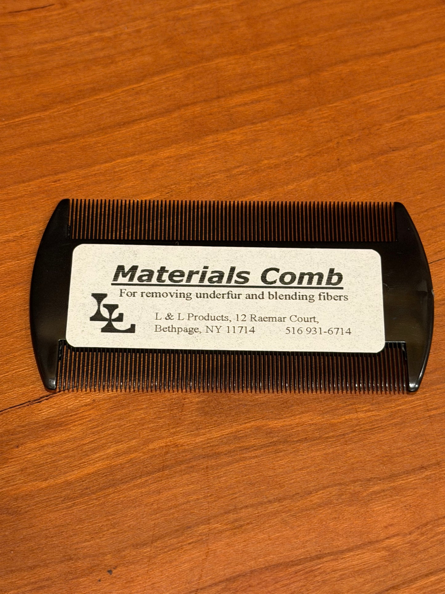 L&L Material Comb