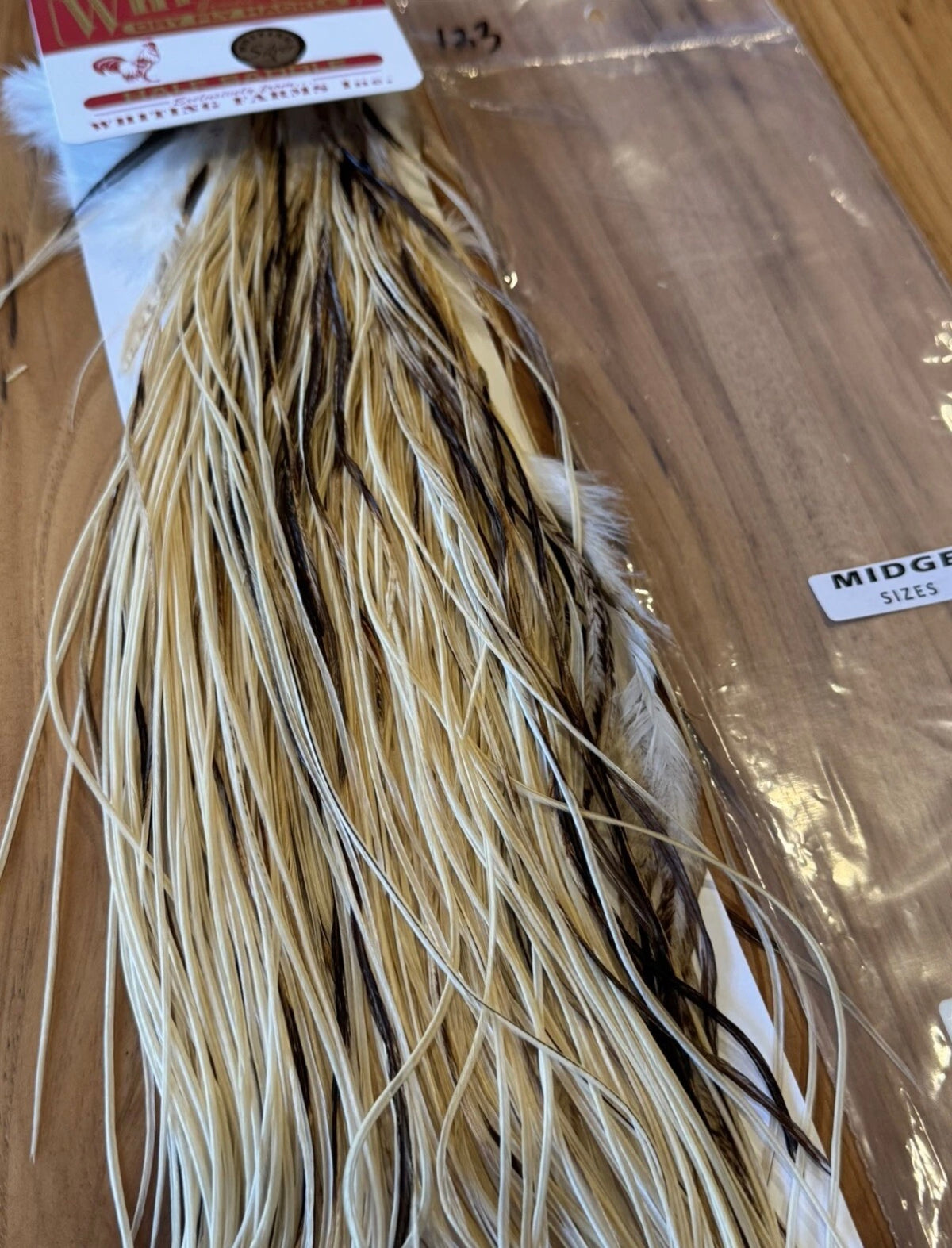 Whiting Farms Dry Fly Hackle SILVER Grade 1/2 Saddle MIDGE UNIQUE VARIANT  123