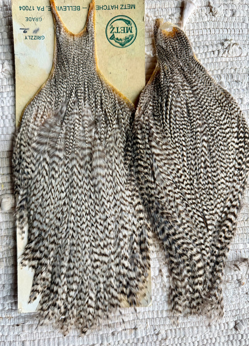 Metz Grade #2 Capes Two Grizzly Set 836-SH-E-L
