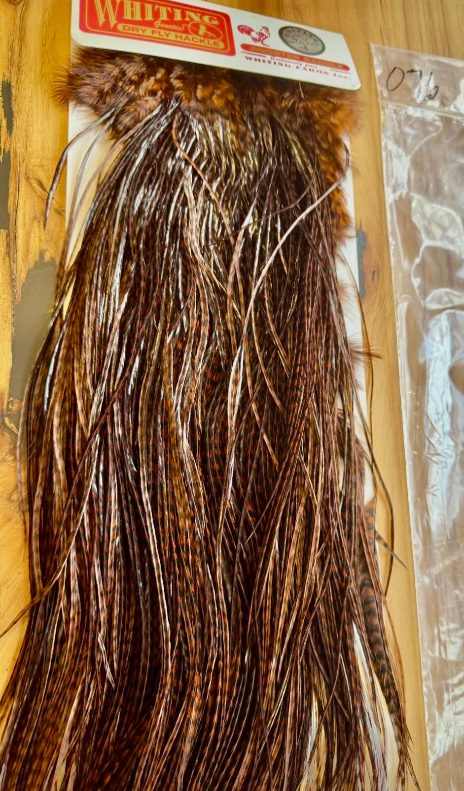 Whiting Farms SILVER Saddle Hackle: GRIZZLY DYED COACHMAN BROWN 076