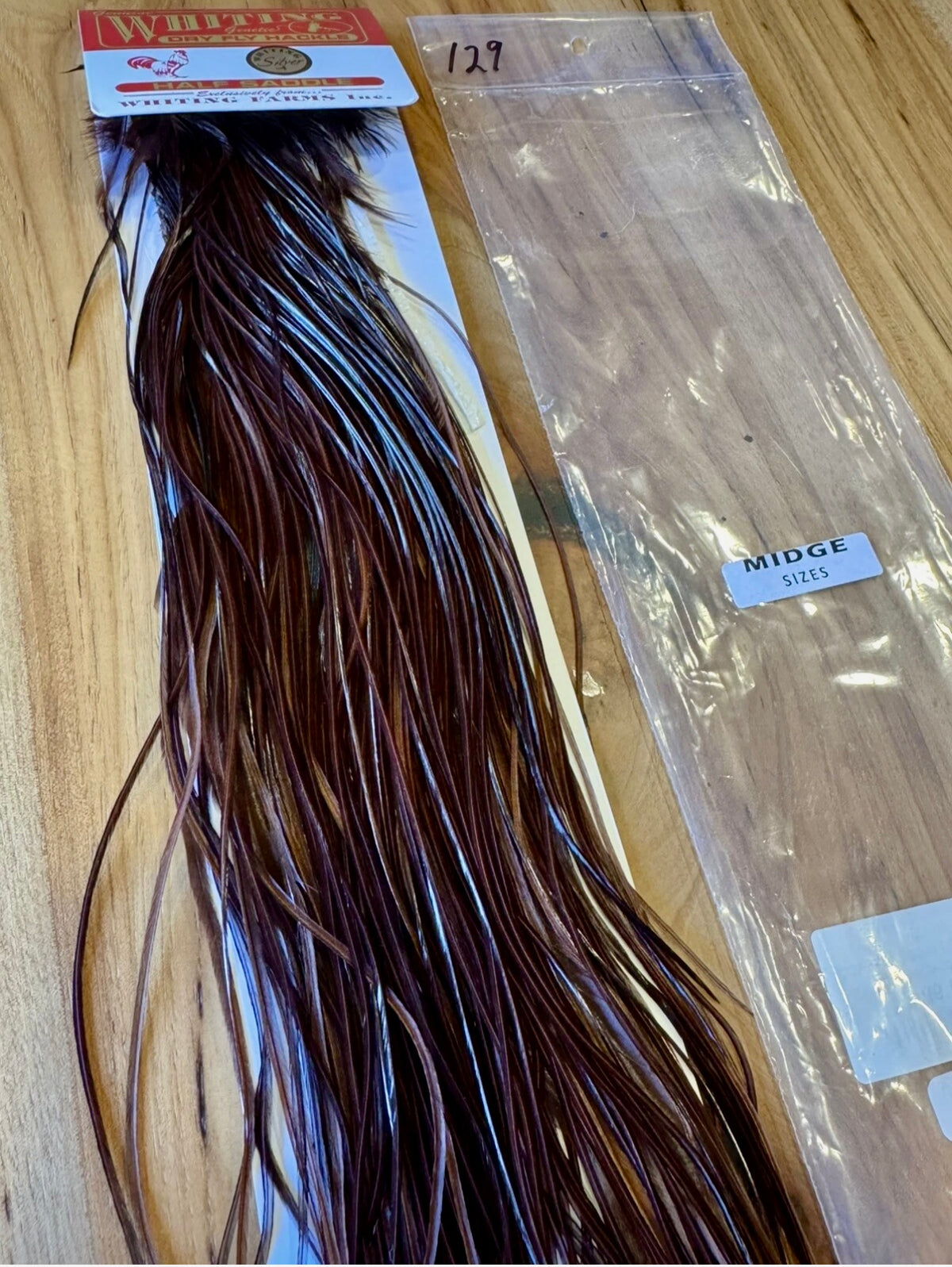 Whiting Farms Dry Fly Hackle SILVER Grade MIDGE 1/2 SADDLE DYED COACHMAN New 129