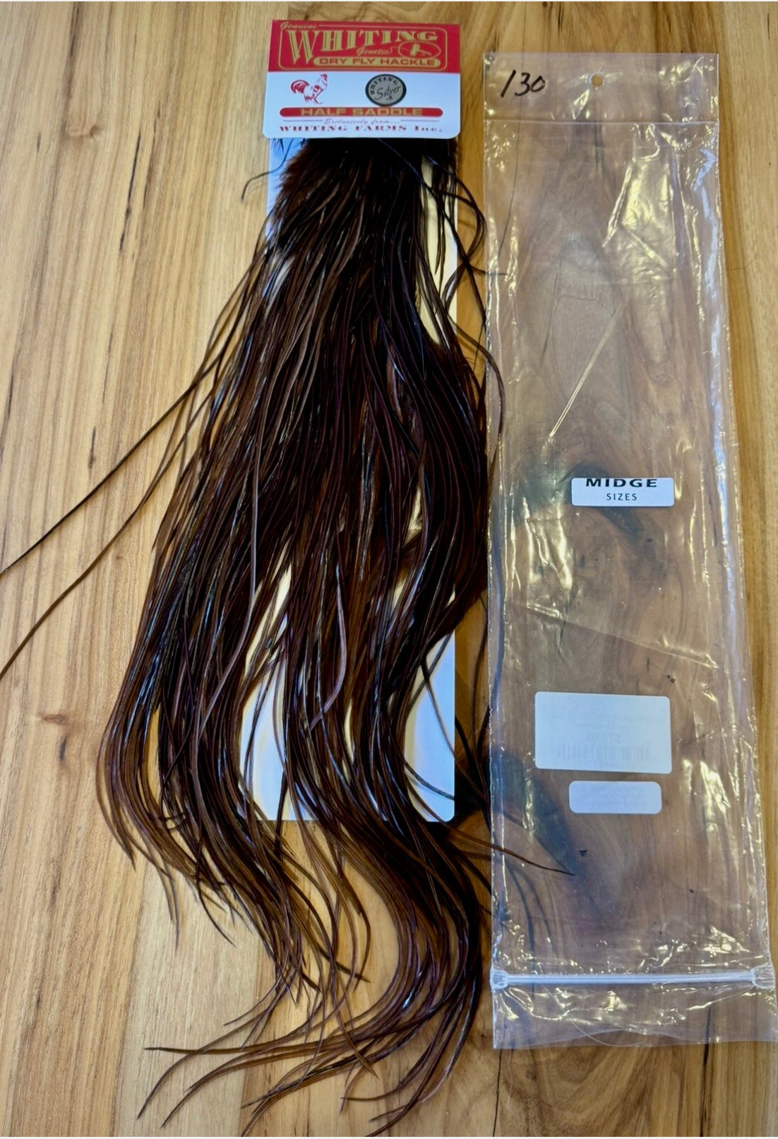 Whiting Farms Dry Fly Hackle SILVER  MIDGE 1/2 SADDLE  DYED COACHMAN New 130