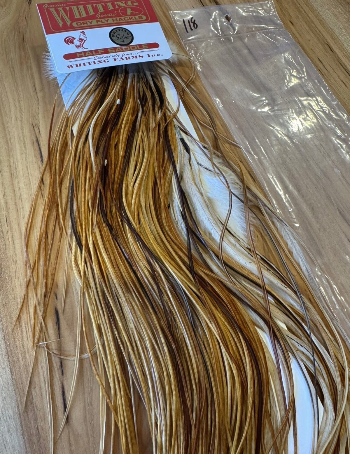 Whiting Farms Dry Fly Hackle SILVER Grade 1/2 Saddle  MEDIUM GINGER New 118