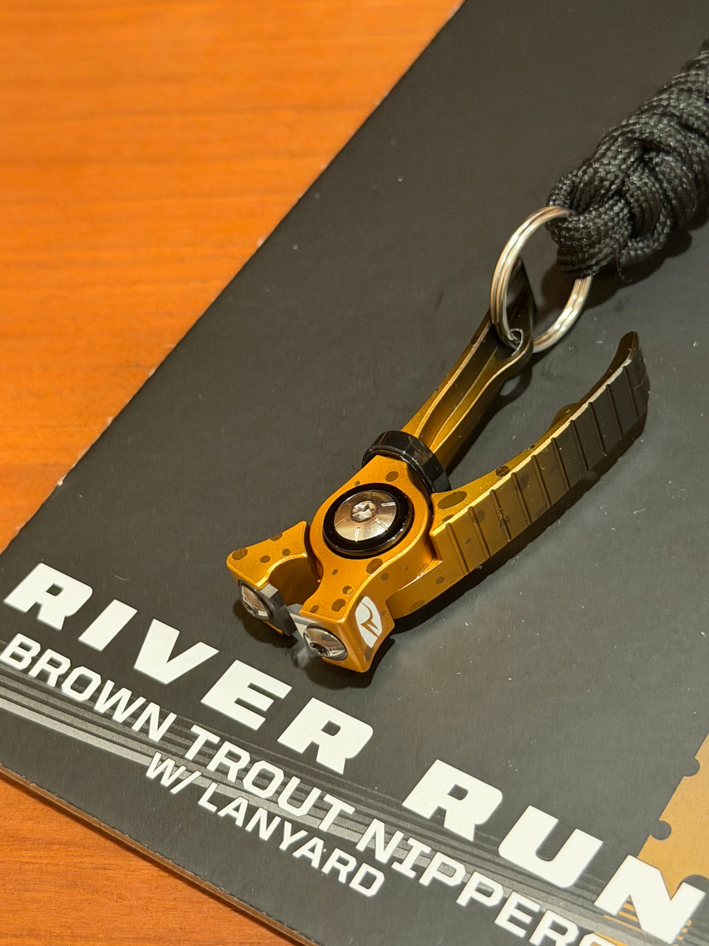 Umpqua River Run Nippers w/ Lanyard: Artist Series