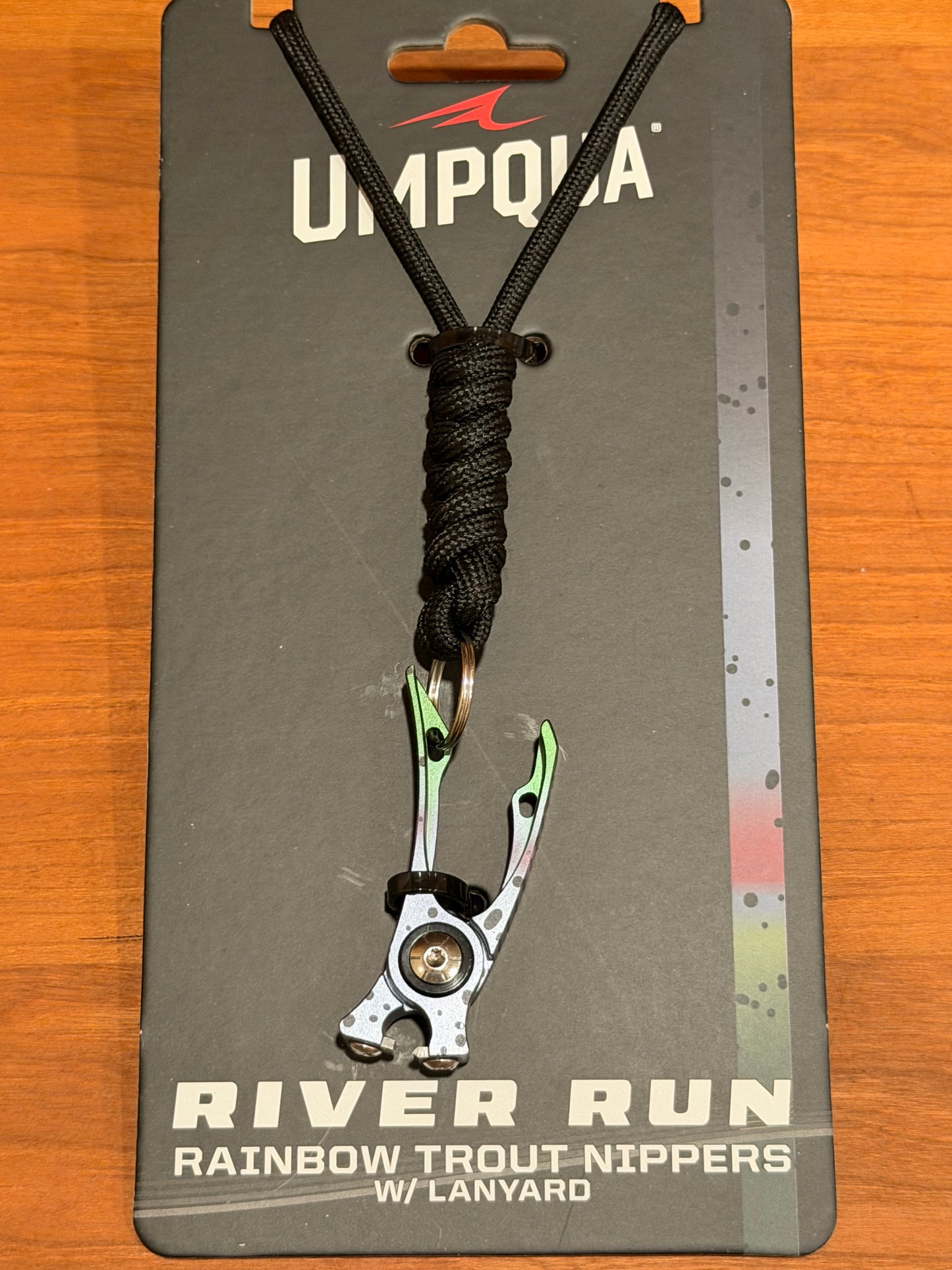Umpqua River Run Nippers w/ Lanyard: Artist Series